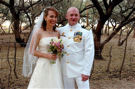 Gabrielle Fords And Mark Kelly The New York Times
