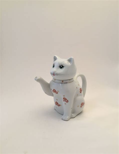 Vintage Kitten Cat Cream Pitcher Etsy Cats And Kittens Cats White Cat