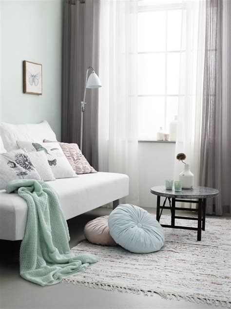 Welcome to the mint julep!! Stylish Mint Living Rooms for your Home Decor