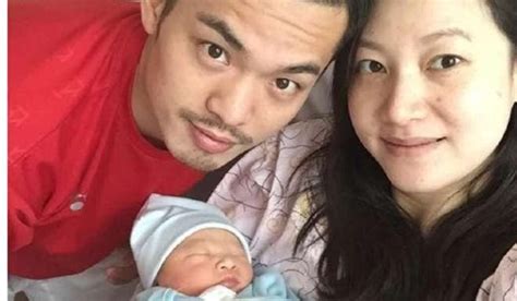 Lin Dan Apologises As Pictures Of Badminton Star Having Affair While Wife Was Pregnant Blow Up