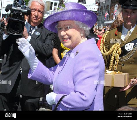 Queen Elizabeth Ii Jubilee Visit Hi Res Stock Photography And Images