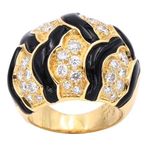 Van Cleef And Arpels Double Headed Swan Ring In Black Onyx With Diamonds Emeralds For Sale At