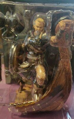 Assassins Creed Valhalla Collector S Edition Eivor Statue Figurine
