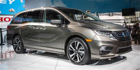 A team of honda engineers in ohio volunteered to quickly modify the honda odyssey models and. Новый Honda Odyssey 2018: обзор технических характеристик ...
