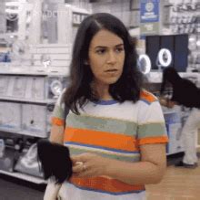 Broad City Abbi Jacobson Gif Broad City Abbi Jacobson Comedy Central
