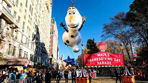 Non Binary Thanksgiving Day Parade Controversy Explained The Mary Sue