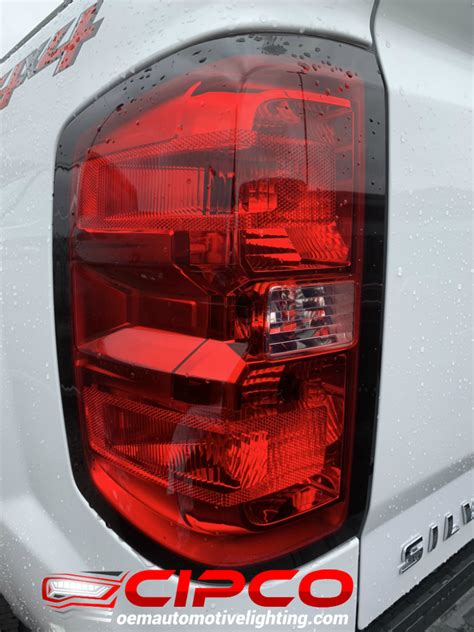 2018 Chevrolet Silverado Tail Lights