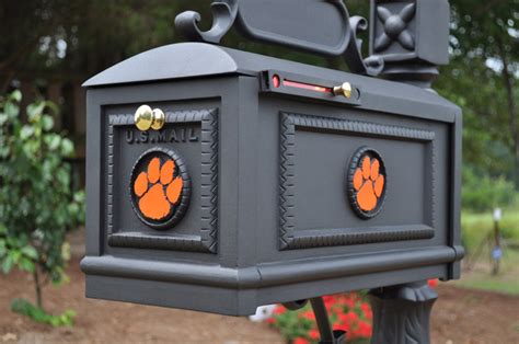 Guide to usps regulations for mailbox installation of curbside mailboxes, locking mail boxes, wall mount units and residential package boxes. Clemson University Mailbox | Better Box Mailboxes