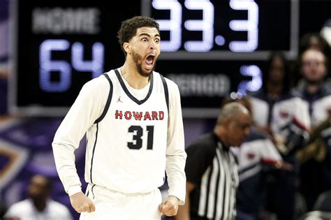 In his 8th year of college basketball, Howard’s Seth Towns goes to the