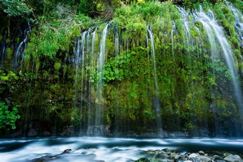 872976 4k Mossbrae Falls Usa Waterfalls California Crag Moss