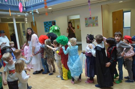 Unser haus wird umgebaut und wir richten ein geschwister kinderzimmer ein. "Helau"-Karneval im Janusz-Korczak-Haus - Jako-News