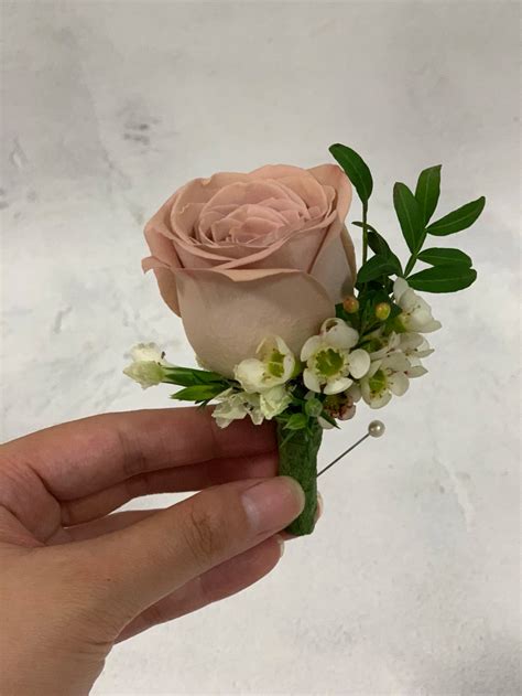 Dusty Pink Rose Boutonniere Cappucino Rose Rose Boutonniere Pink