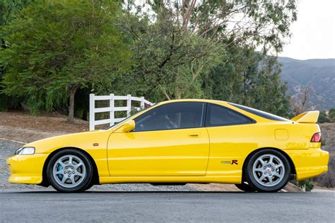 Dari ford, yamaha kemudiannya membangunkan siri enjin bentangan v8 untuk pengeluar kereta sweden, volvo yang pada ketika ini sebenarnya masih lagi dimiliki oleh ford. Acura Integra Type R Ini Lebih Cun Dari Honda Civic Type R ...