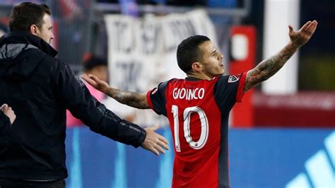 Check spelling or type a new query. Giovinco sent off as TFC falls 3-2 to New England | CP24.com