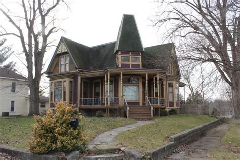 210 Jones St North Judson In 46366 ®