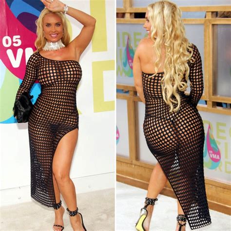 Mtv Vmas Miley Cyrus Amber Rose And More Stars Most Revealing Dresses