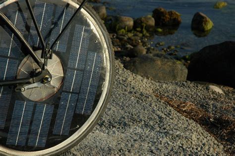 Bicicleta Solar Elétrica Com Painéis Solares Nas Rodasnoctula Channel