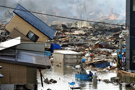 Tsunami In Japan 2011 Pictures World Disasters