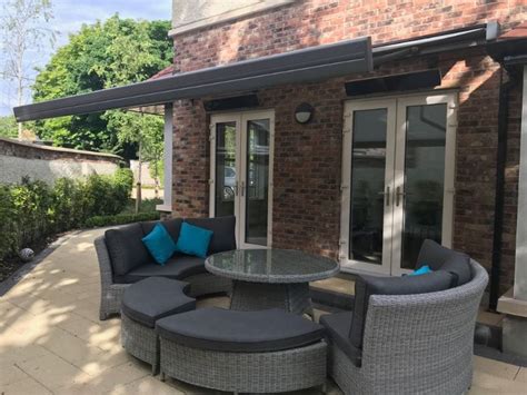 A residence is a house where people live. Private residence, Foxrock, County Dublin - Avolon Blinds