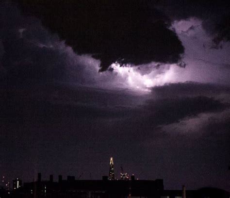 Lightning Storm Last Night Hits London Creates Stunning Pictures