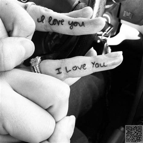 4 her writing on his ring finger and his on hers 32 of the best couples tattoos you ll ever