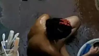 Desi Sexy Aunty Nude Bathing Outdoor Secretly Recorded By Neighbour