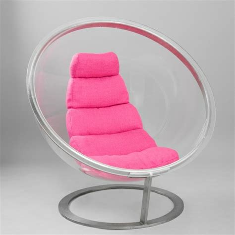Découvrez les fauteuils en plexi 4 pieds. Meubles en plexiglas design par les meilleurs créateurs