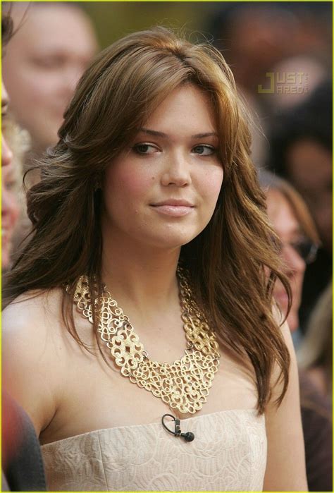 Mandy Moore Perfect In Yellow Gold Mandy Moore Hair Hair Cuts