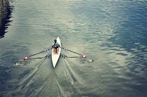 Kürek çekme aletlerinin kayışlı ve manyetik olanları ile kollu ve hidrolik olanları mevcut. Koşu Bandı İlginizi Çekmiyorsa Bu Alternatif Egzersizleri ...