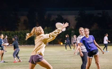 Ultimate Frisbee at the 5Cs: A workout, support group and feminist agenda all in one | The ...