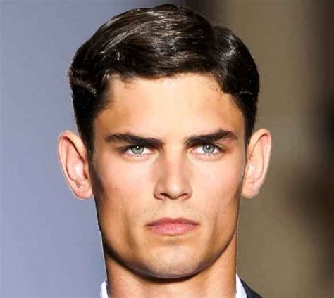 22 Hairstyles For Guys With Ears That Stick Out Hairstyle Catalog