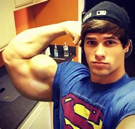 Man Gay College Guys Bodybuilders Men Men S Muscle Muscle Growth