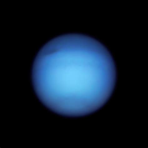 Esa Hubbles Observation Of Neptune In 2021