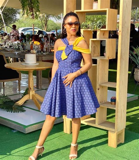 Beautiful Shweshwe Dresses 2021 For African Women Shweshwe Dresses Images And Photos Finder