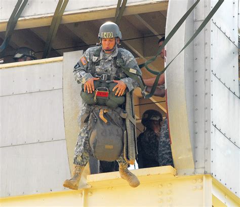 Airborne Students Complete Tower Week Article The United States Army