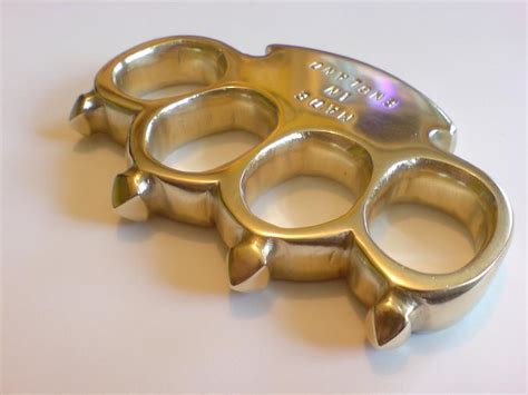 weaponcollector s knuckle duster and weapon blog handmade solid brass knuckle duster