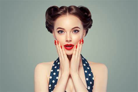 859484 Gray Background Brown Haired Face Red Lips Hands Manicure