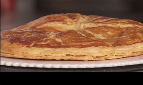 Recette Galette des rois aux amandes et poires Petits Plats en équilibre TF