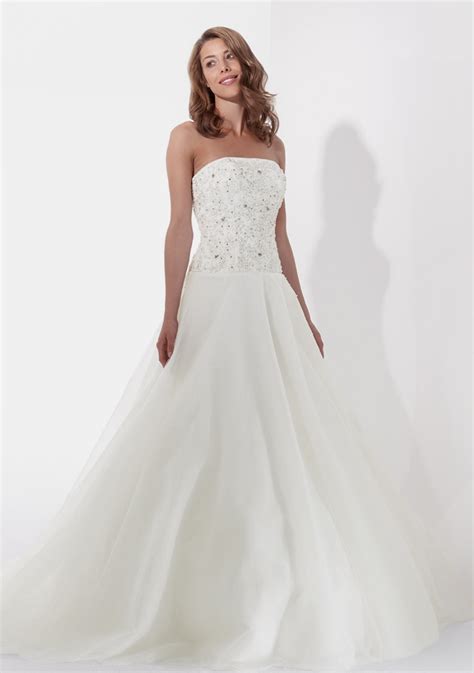 Du bist auf der suche nach dem idealen brautkleid? Hochzeitskleid Anna 708 - Typ: Brautkleid Anna 708