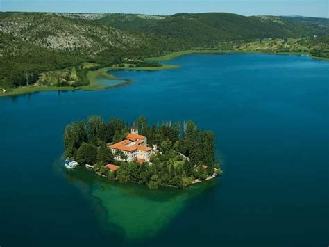 Der nationalpark sowie die krka wasserfälle wurden im jahr 1985 eröffnet. Nationalpark Krka Wasserfälle - Ausflüge aus Split