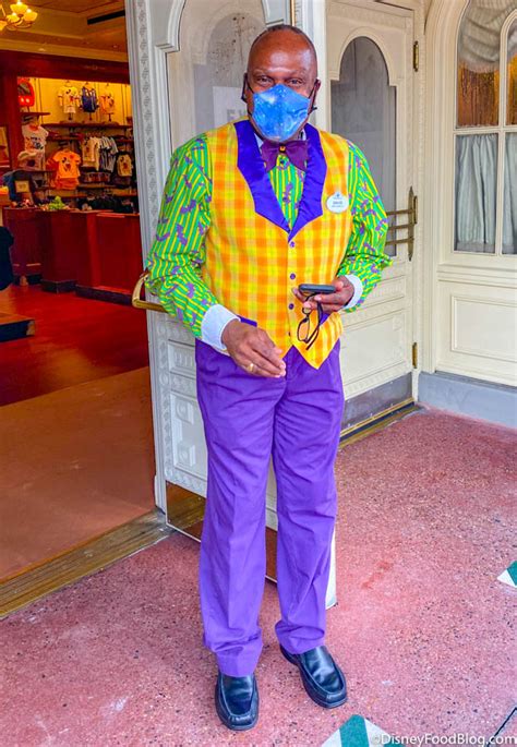 A Big Piece Of Disney World Halloween Is Here Check Out The Costumes