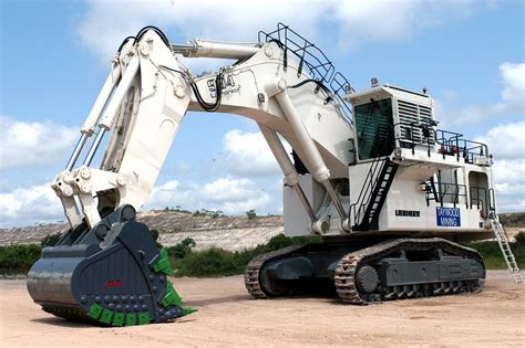 The 5 Most Popular Types Of Heavy Equipment In Construction And