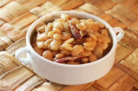 Seasoned Southern Style Baby Lima Beans And Ham In A Slow Cooker