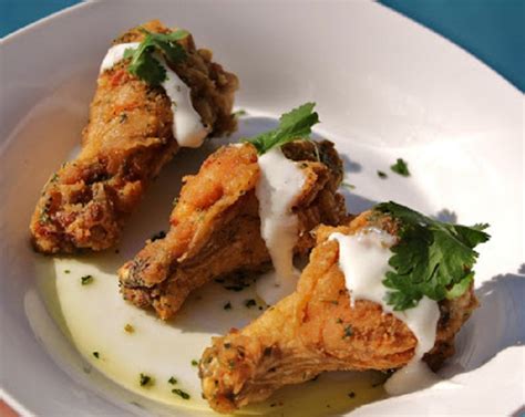 Because we like lots of flavor, i increased the amounts of garlic powder, onion powder, and black pepper to about a 1/2 teaspoon each and added some dried minced onion to the bread crumbs. Chicken Wing Recipe Showcase | What's Cookin' Italian ...