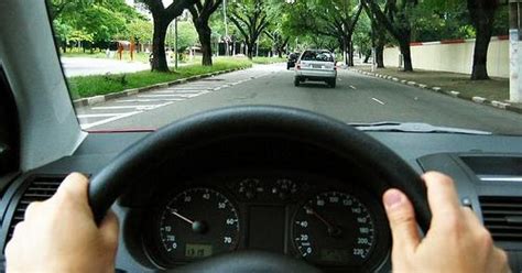 Malam itu lebih kurang dalam pukul 10.30. Tips Hilangkan Mengantuk Ketika Memandu