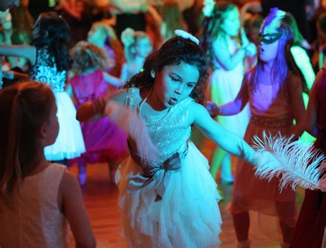 Father Daughter Dances Planned For Gainesville Organizations