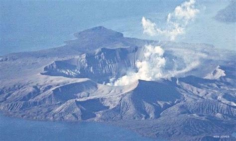 16 february 2021 08:00 a.m. Lower Taal Volcano alert level possible - Phivolcs