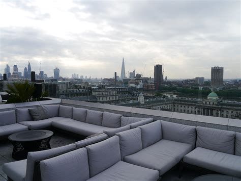 Rooftop bar with a view! Radio Rooftop Bar, ME London | David Terrar | Flickr