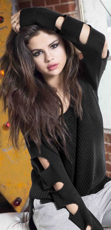 Selena gomez wallpaper iphone x. 56+ Selena Gomez 2020 Mobile Wallpapers on WallpaperSafari