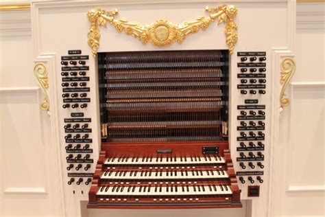 Village Presbyterian Installing Best Pipe Organ In The Midwest